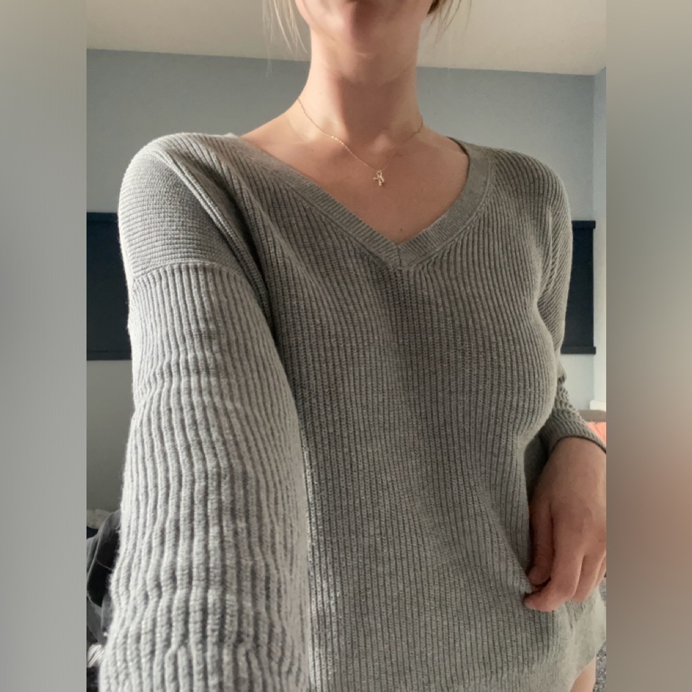 Abercrombie V-Neck Sweater